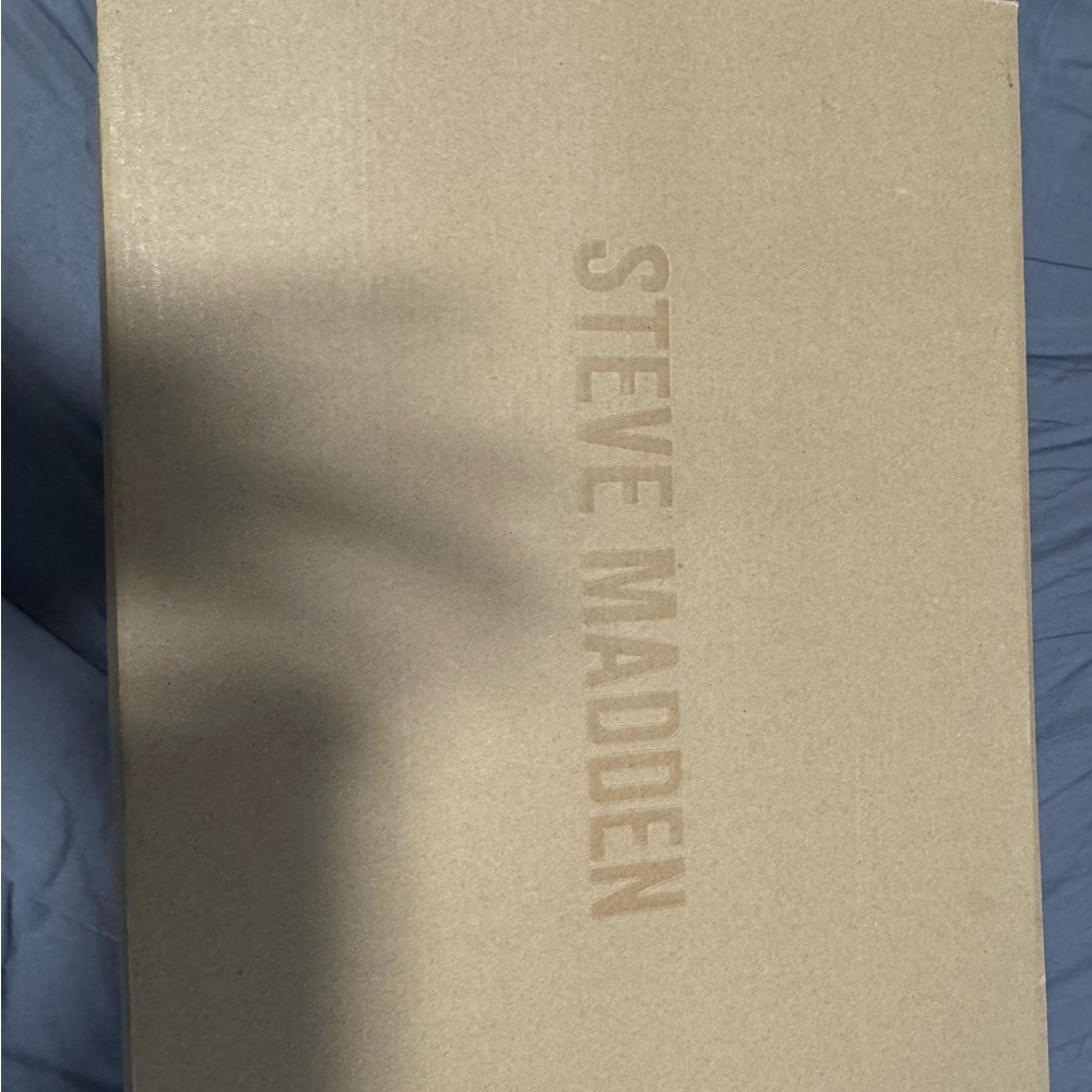 Steve Madden Black Platform Boots - Picture 2 of 3